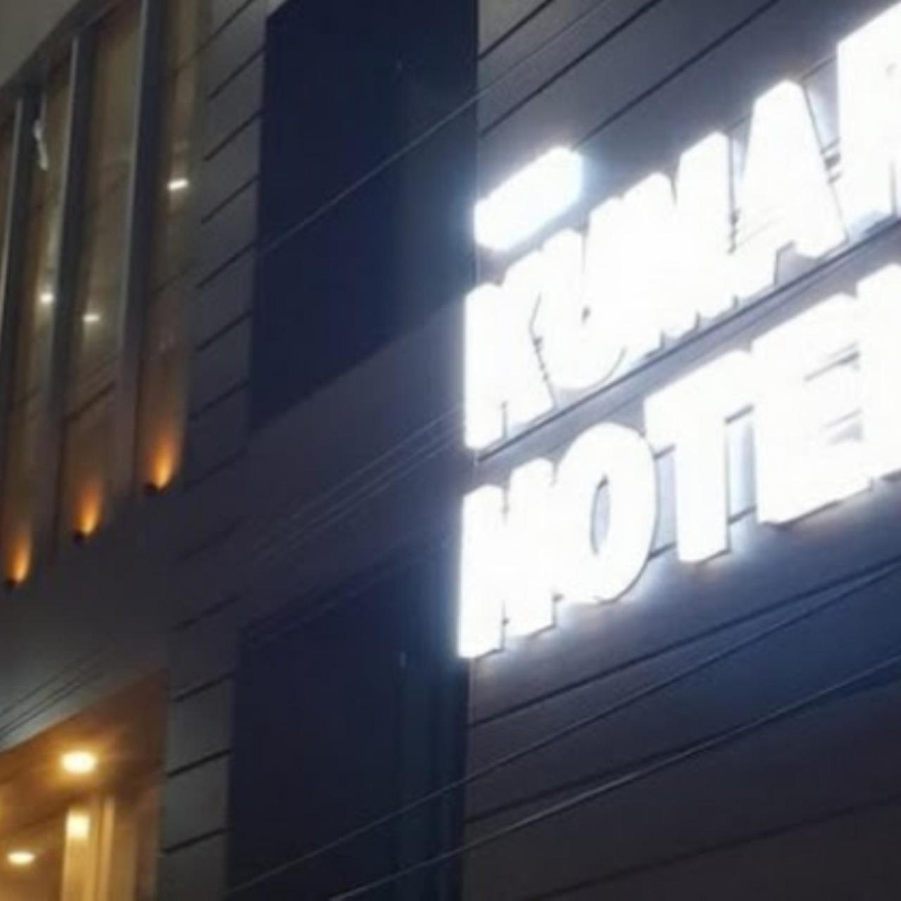 New Kumar Hotel & Banquet Lucknow Dış mekan fotoğraf