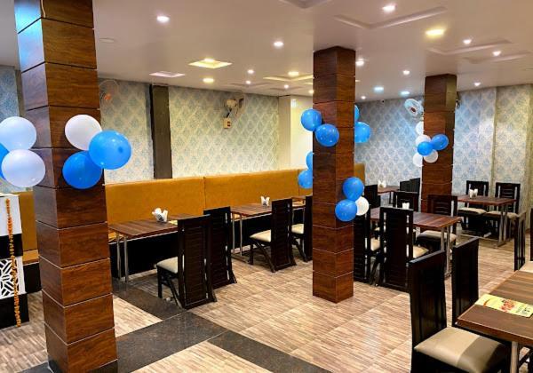 New Kumar Hotel & Banquet Lucknow Dış mekan fotoğraf